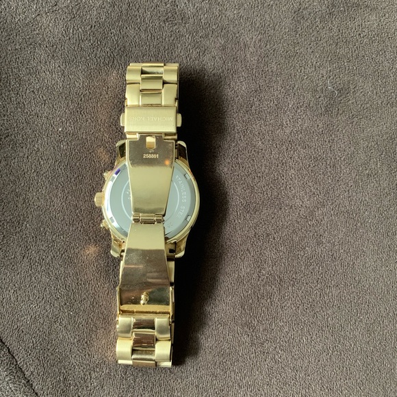 Gold Michael Kors Unisex Watch - Picture 4 of 7